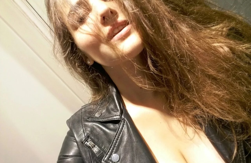 Индивидуалка Карина фото № 2 в городе Мурманск