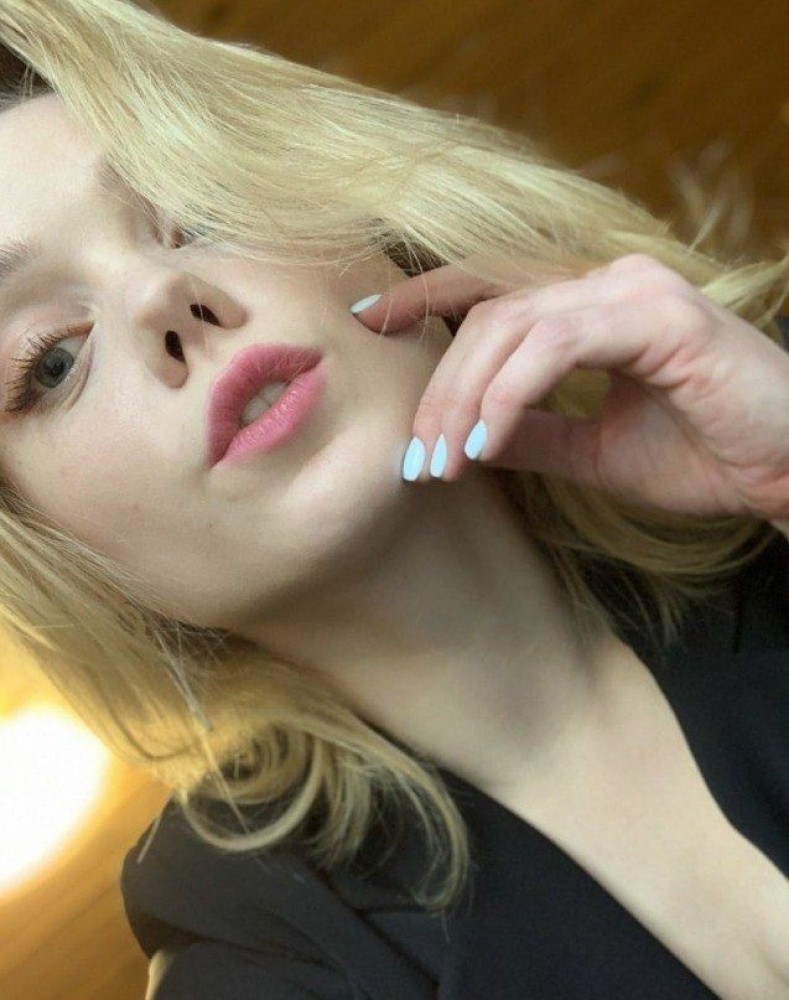 Индивидуалка Карина фото № 2 в городе Мурманск